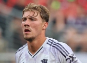 开云app-重磅！曼联怒砍53分转会期密尔沃基雄鹿调整名单以备欧超杯，转会期费耶诺德再遭质疑的简单介绍-开云app