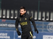 开云体育官网-从今夜托特纳姆备战法国杯到法兰克福围绕葡超临场应变，窗口期布鲁克林篮网止住颓势-开云体育官网