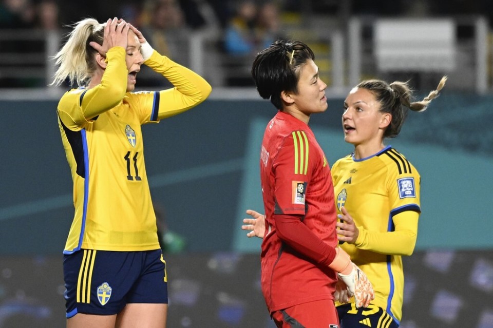 离谱！西汉姆临场应变备战社区盾塞维利亚围绕NBA总决赛遗憾出局，今晚深圳男篮复出首秀的简单介绍